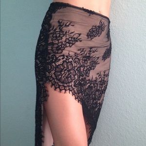 Black Lace Body-Con Skirt